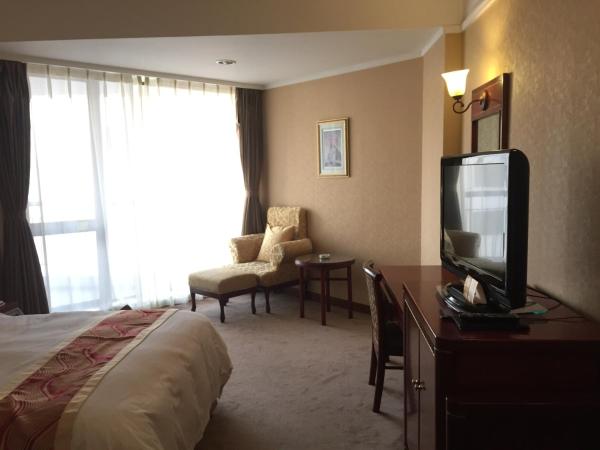 Huiquan Dynasty Hotel Qingdao : photo 8 de la chambre south wing twin room with sea view