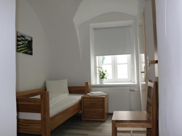 Hotel SINOS : photo 2 de la chambre chambre simple Économique