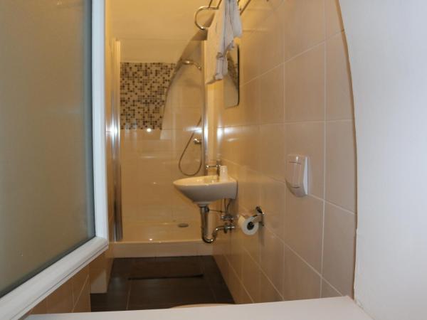 Hotel SINOS : photo 4 de la chambre chambre simple Économique