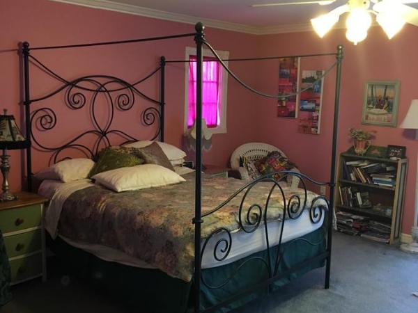 Elaine's Hollywood Bed & Breakfast : photo 1 de la chambre chambre double avec salle de bains privative