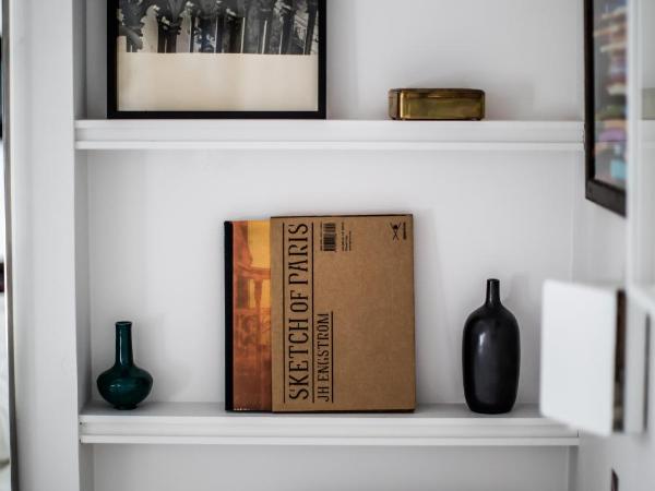 Le Pigalle, a Member of Design Hotels : photo 8 de la chambre chambre double de luxe « pigalle 21 »