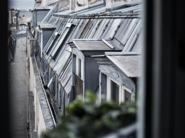 Le Pigalle, a Member of Design Hotels : photo 6 de la chambre chambre double supérieure de luxe - pigalle 22