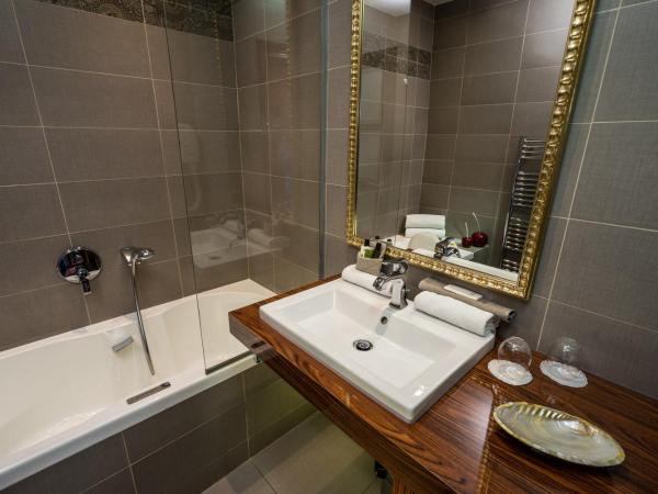 Les Trésoms Lake and Spa Resort : photo 3 de la chambre chambre privilège – côté lac