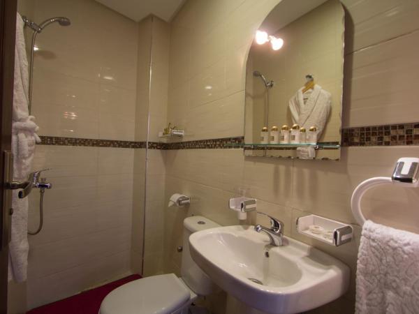 Hotel Blue Sky : photo 7 de la chambre chambre double