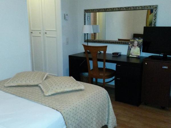 Hotel Century : photo 3 de la chambre chambre double