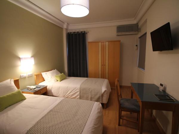 Imperador Hotel : photo 9 de la chambre chambre lits jumeaux