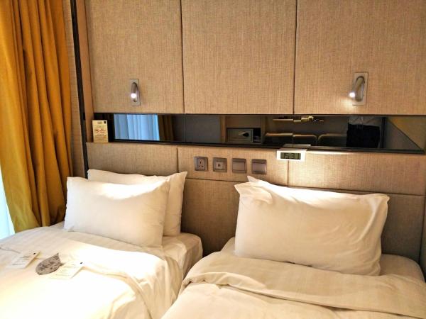 Sohotel : photo 7 de la chambre chambre lits jumeaux premier