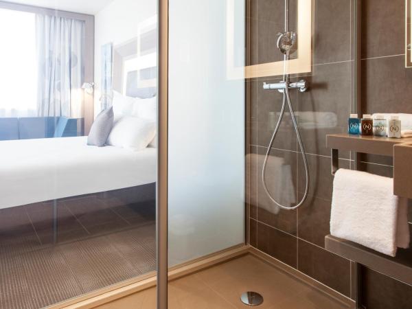 Novotel Istanbul Bosphorus Hotel : photo 4 de la chambre chambre lit queen-size supérieure avec canapé