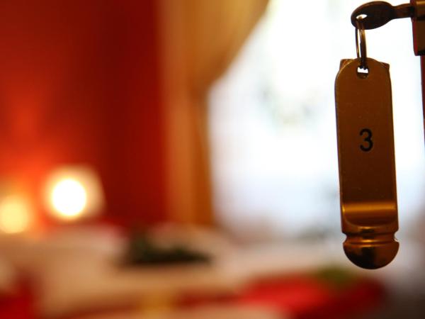 Hotel-Pension Insor : photo 2 de la chambre chambre quadruple