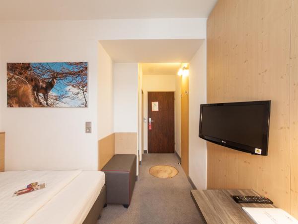 Sure Hotel by Best Western Muenchen Hauptbahnhof : photo 3 de la chambre chambre standard lit queen-size