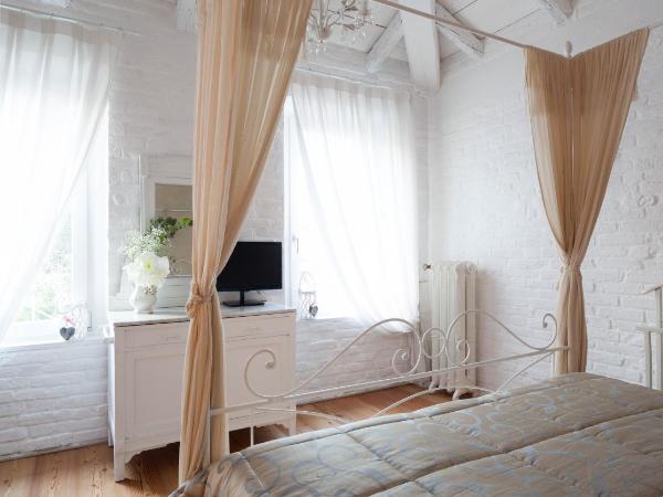 Bed & Breakfast Canova : photo 2 de la chambre chambre lit queen-size avec balcon