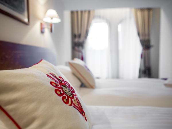 Hotel Logos : photo 6 de la chambre chambre lits jumeaux