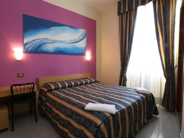 Hotel Loreto : photo 4 de la chambre chambre double