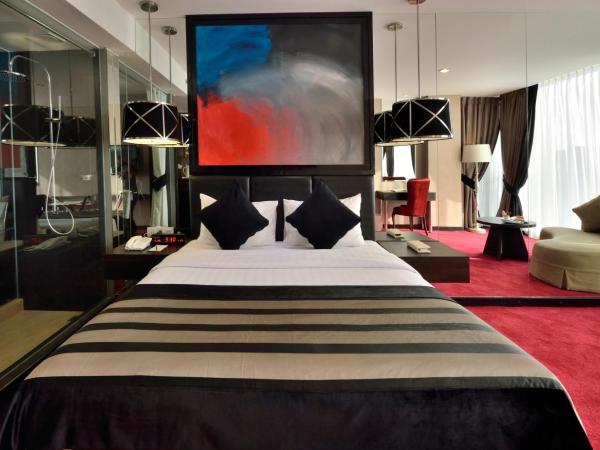 Amaroossa Cosmo Jakarta : photo 7 de la chambre chambre lit king-size exécutive
