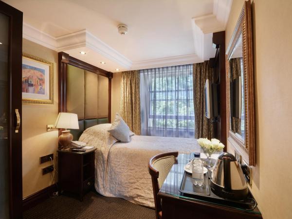 The Premier Notting Hill : photo 4 de la chambre chambre double exécutive