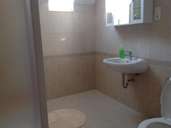 Attila Apartmanház : photo 5 de la chambre chambre quadruple premium