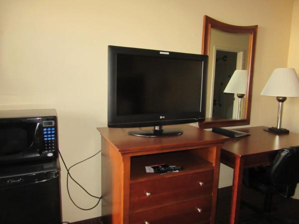 Quality Inn Fort Jackson : photo 4 de la chambre chambre double avec 2 lits doubles - fumeurs