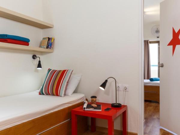 STAY Rhodes Hostel & Bar : photo 4 de la chambre lit dans dortoir 6 lits