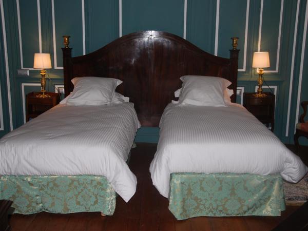Château Hôtel de Warenghien : photo 2 de la chambre chambre double ou lits jumeaux salon rond - 6