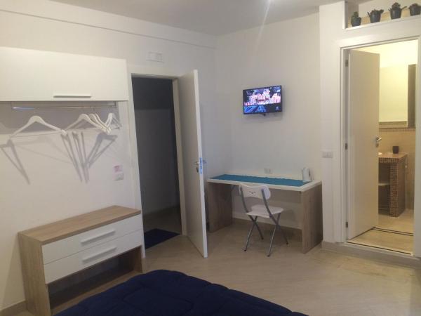 Base Napoli Mergellina : photo 6 de la chambre chambre triple confort avec balcon