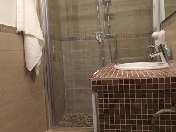 Base Napoli Mergellina : photo 8 de la chambre chambre triple confort avec balcon