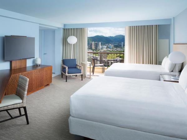 Hyatt Regency Waikiki Beach Resort & Spa : photo 4 de la chambre chambre avec 2 lits queen-size - vue sur ville