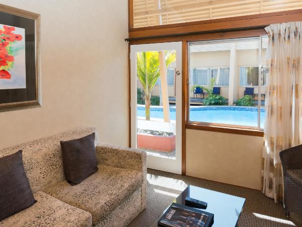 Oasis Beach Resort : photo 3 de la chambre appartement 2 lits avec vue sur cour