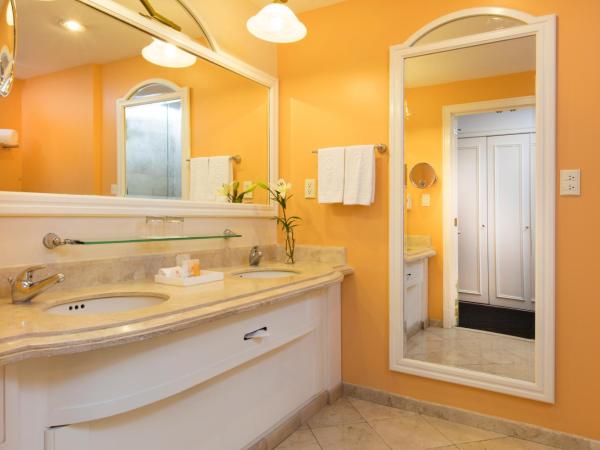 Krystal Satelite Maria Barbara : photo 4 de la chambre chambre lit king-size de luxe