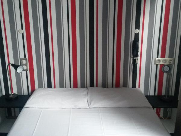 Oops! Latin quarter by Hiphophostels : photo 3 de la chambre chambre double