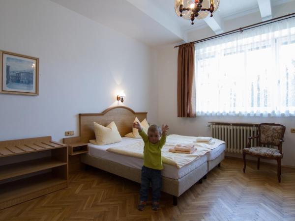 Pension Karnet : photo 2 de la chambre studio (4 adultes)