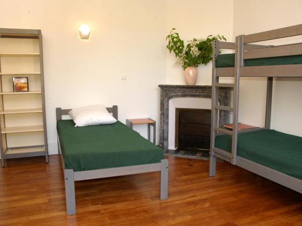 La Maison des Randonneurs : photo 2 de la chambre lit dans dortoir mixte de 4 lits