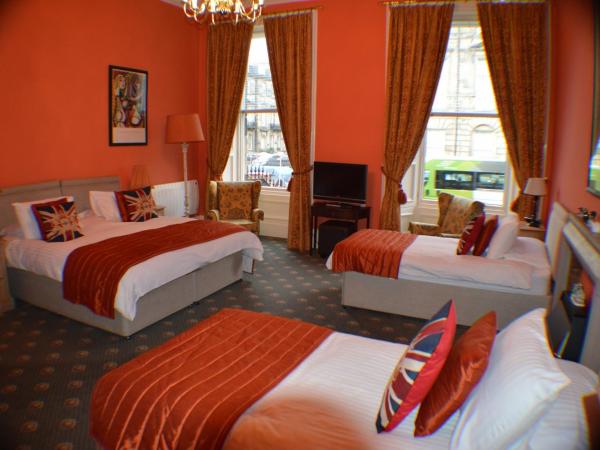 22 Chester Street : photo 3 de la chambre chambre familiale avec salle de bains privative