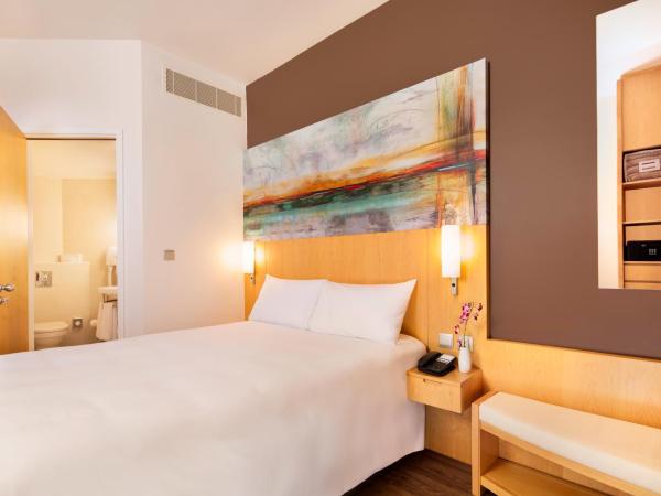 Ibis One Central - World Trade Centre Dubai : photo 5 de la chambre chambre standard lit queen-size