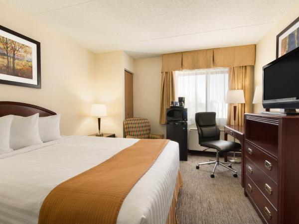 Travelodge by Wyndham Edmonton South : photo 3 de la chambre chambre lit queen-size - non-fumeurs