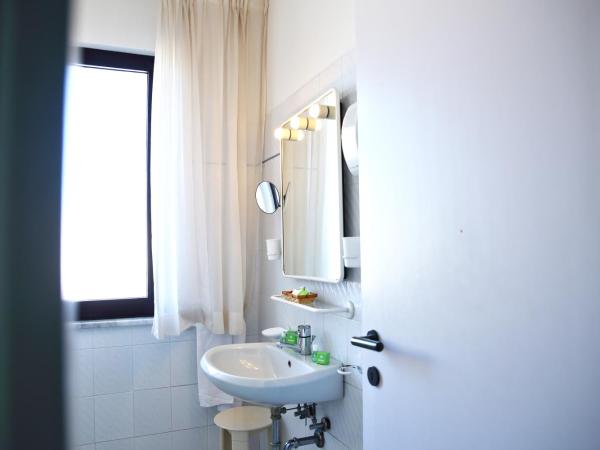 Green Sporting Club Hotel : photo 3 de la chambre chambre triple