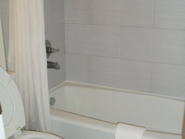 Red Carpet Inn Airport Fort Lauderdale : photo 3 de la chambre chambre deluxe avec 2 lits queen-size