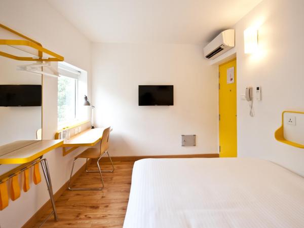 bloomrooms @ Indiranagar : photo 10 de la chambre value queen room