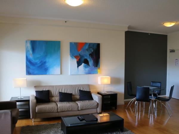 Frisco Apartments : photo 10 de la chambre appartement 2 chambres avec balcon