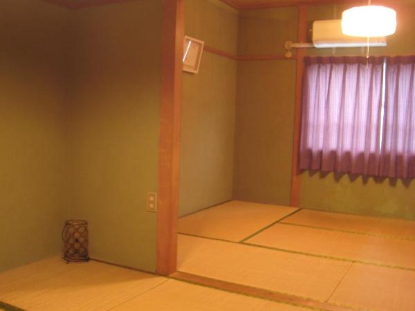 Nagasaki Kagamiya : photo 3 de la chambre chambre quadruple avec salle de bains commune