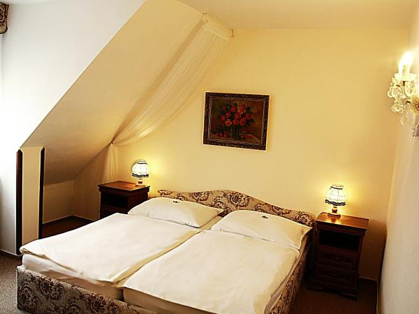 Hotel Excellent : photo 5 de la chambre chambre double ou lits jumeaux confort