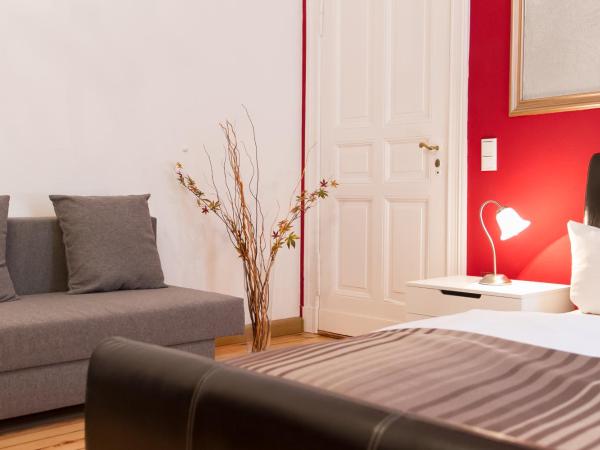 Hotel Spreewitz am Kurfürstendamm : photo 2 de la chambre suite 1 chambre