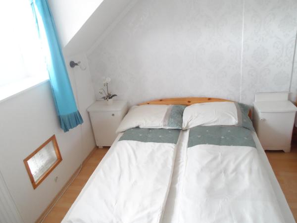 AntikGarden 39 Vendégház : photo 2 de la chambre chambre quadruple