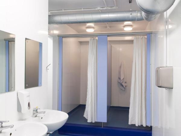 Generator London : photo 5 de la chambre chambre lits jumeaux avec salle de bains commune