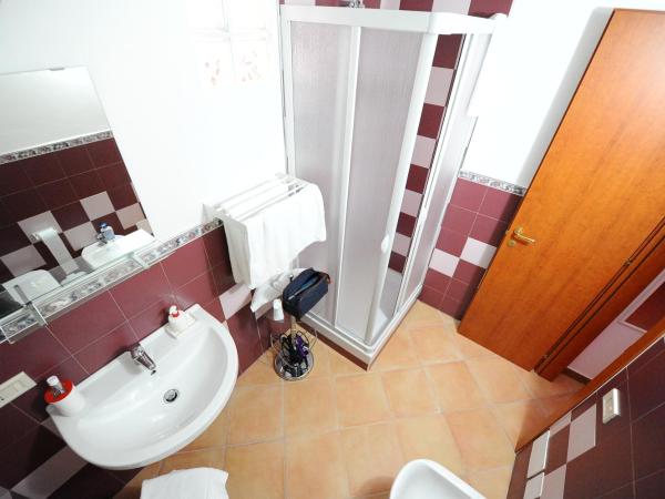 B&B Pizzo Cannicchio : photo 3 de la chambre chambre lit king-size deluxe