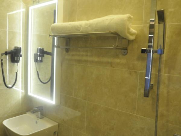 Geobay Hotel : photo 3 de la chambre chambre lit queen-size deluxe