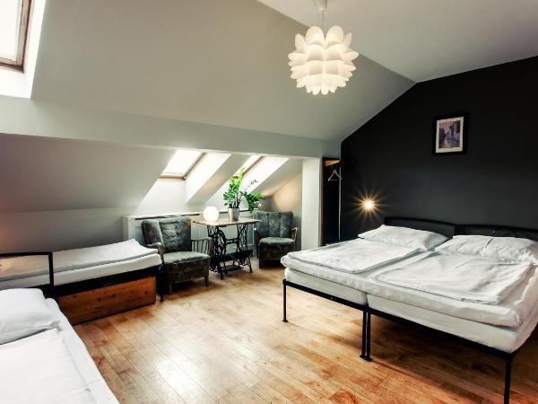 Sir Toby's Hostel : photo 1 de la chambre chambre quadruple