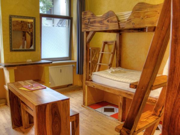 Gästehaus Mezcalero : photo 3 de la chambre chambre quadruple avec salle de bains commune