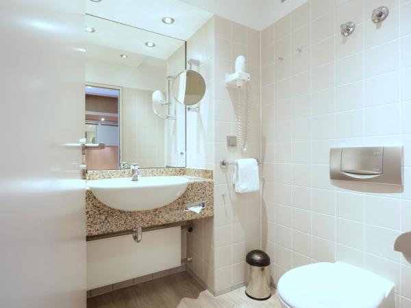 Lindner Hotel Dusseldorf Airport, part of JdV by Hyatt : photo 2 de la chambre chambre simple deluxe