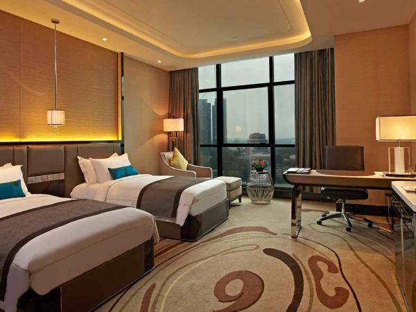 Pacific Regency Hotel Suites : photo 5 de la chambre suite premier exécutive lits jumeaux