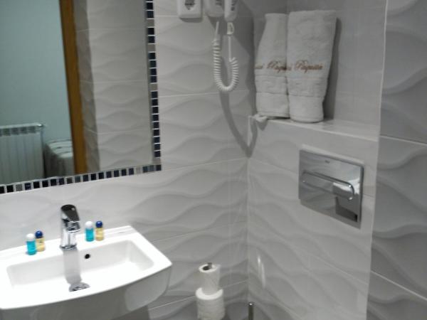 Hostal Paquita : photo 10 de la chambre chambre double ou lits jumeaux